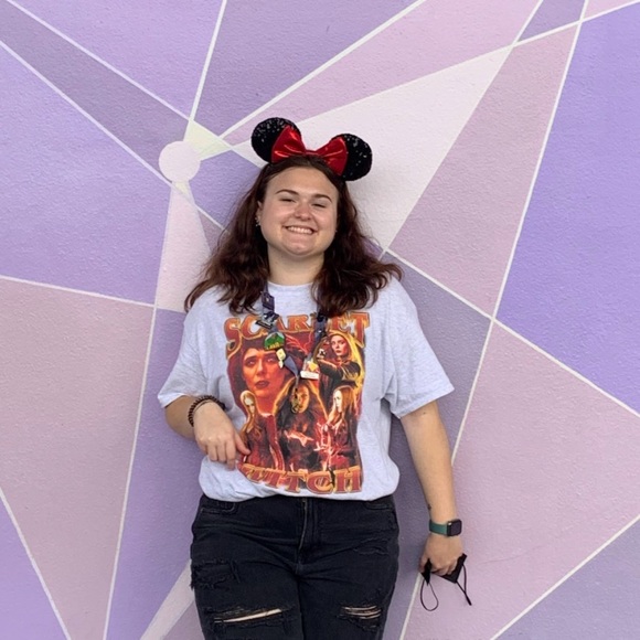 Meet your Posher, Emily - Picture 1 of 1